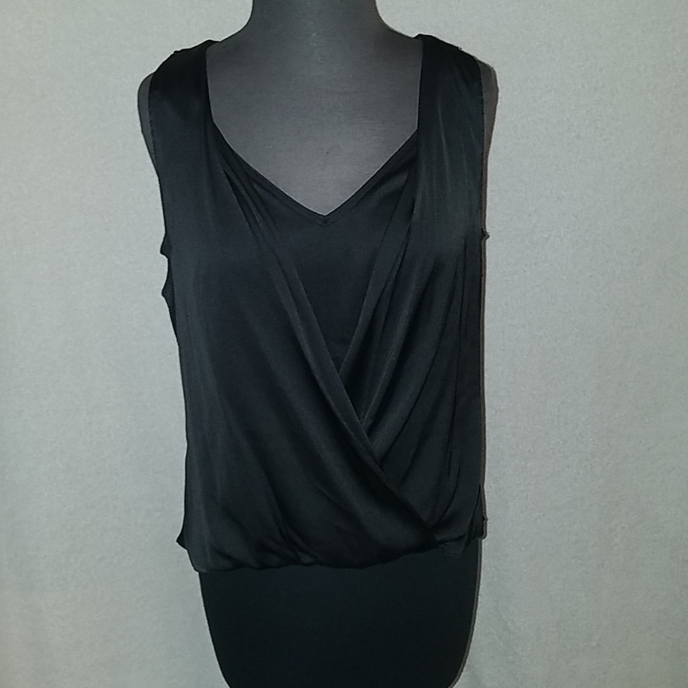 White House/Black Market Top